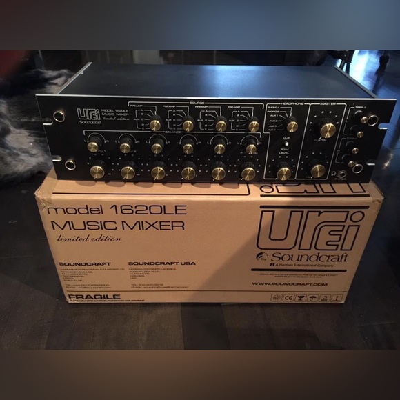 REVOLUTION45 (POSH&ETSY) - Picture 5 of 16